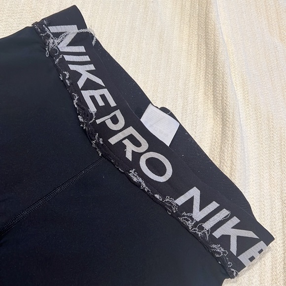 Nike pro dri-fit leggings & shorts (sold separately) - Picture 15 of 16